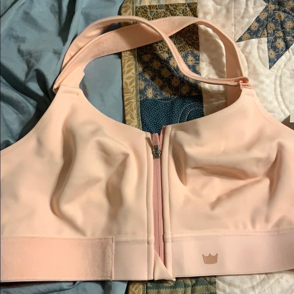 SHEFIT 2LUXE Sports Bra